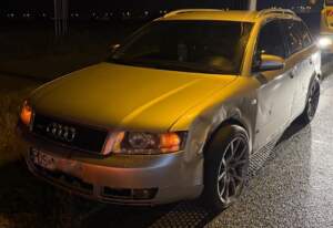 Zderzenie Audi i Chryslera przy Galerii Ostrovia 1000201347