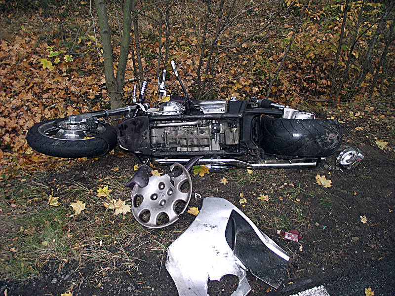 Czarnylas – zginął motocyklista (zdjęcia)