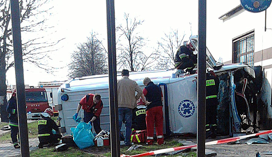 Wypadek karetki w Rososzycy