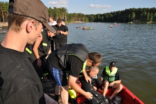 30-letni ostrowianin zginął przez skok do wody