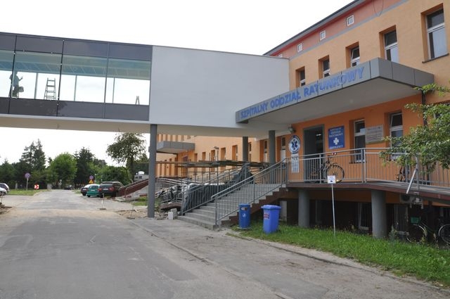 2-latek wypadł z balkonu