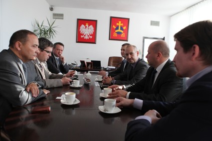 By zmonitorować komunalne usługi