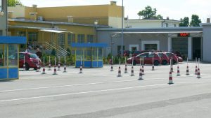 Zmiany na egzaminach na prawo jazdy wprowadzone po cichu. Szkoły i kursanci zaskoczeni plac-egzamin-prawo-jazdy-kalisz2.jpg