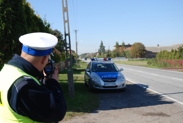 Przekroczyła prędkość o 83 km/h