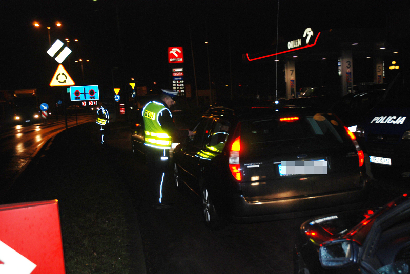 Policjanci masowo sprawdzają trzeźwość. Zgadnij ilu było nietrzeźwych