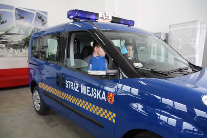 Straż Miejska w 2012 r. – więcej pouczeń, mniej mandatów