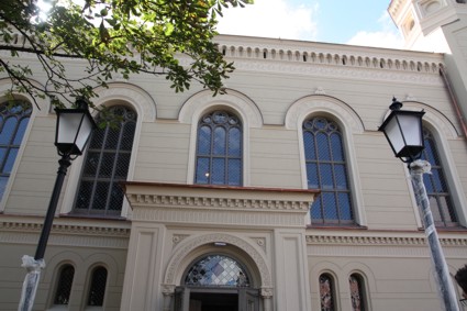 Remontowane wnętrze synagogi