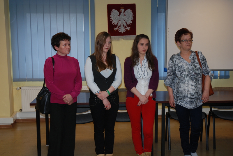 Młode bohaterki uratowały niedoszłego samobójcę