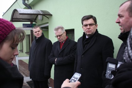 Władza po pożarze sortowni